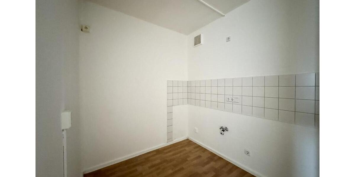Etagenwohnung Chemnitz Helbersdorf - 4 Zimmer, 71 m&sup2;, 366&euro; | Angebot:24487639