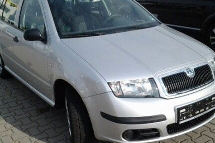 Skoda Fabia 99.430 km 2.985 &euro; Chemnitz OT Wittgensdorf 09228
