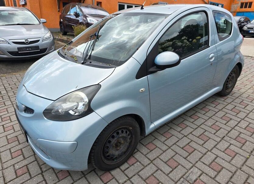 Aygo (X)