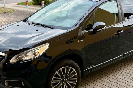Peugeot 2008 91.500 km 6.000 &euro; Brand-Erbisdorf 09618