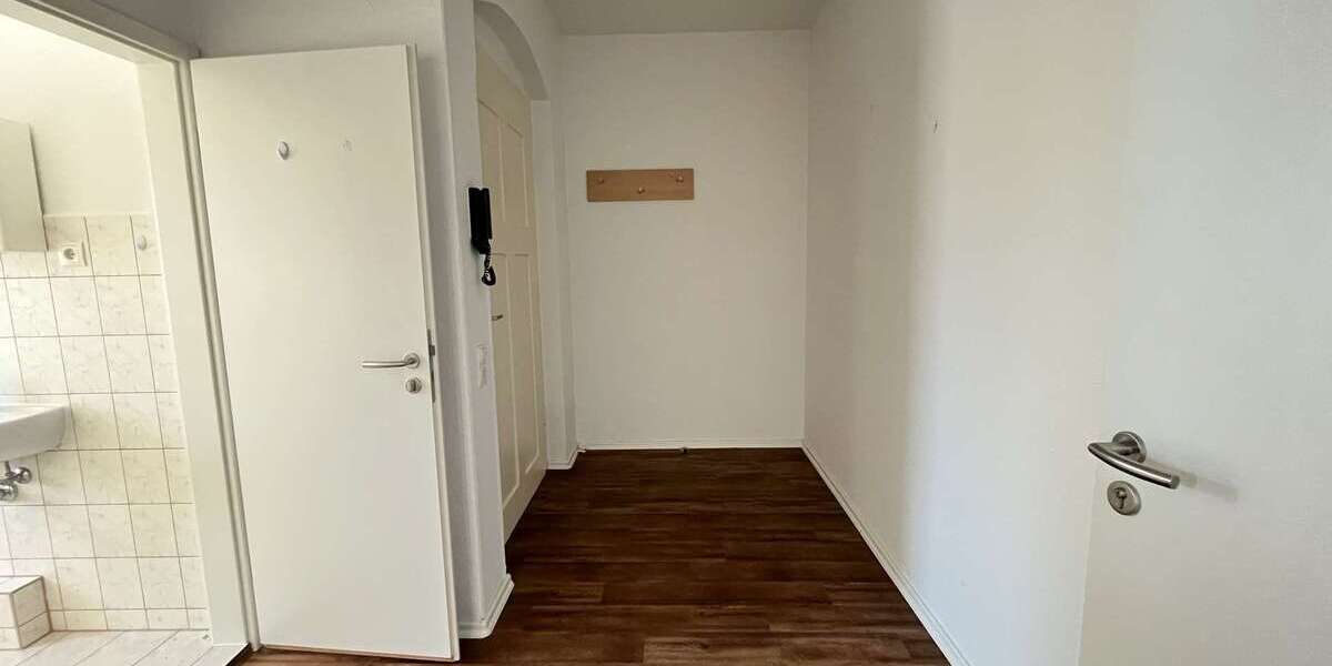 Wohnung zum Mieten in Hainichen 335 € 62 m² 3 zimmer