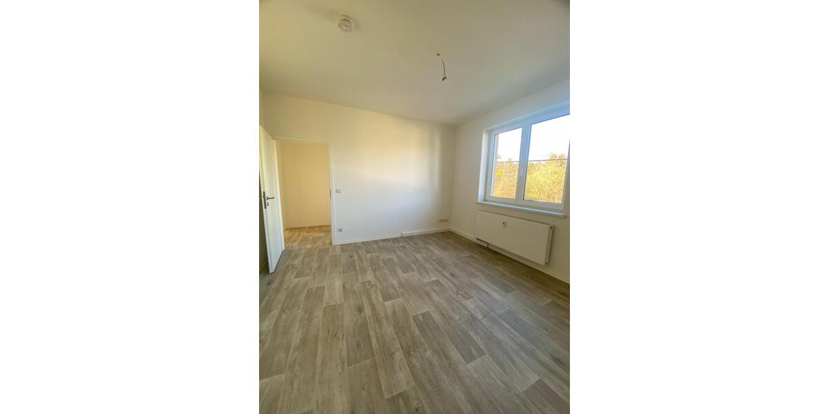 Etagenwohnung Chemnitz Grüna - 3 Zimmer, 64 m&sup2;, 488&euro; | Angebot:25124975