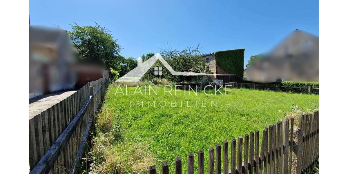 Grundstück mit großer Doppelgarage & viel Stauraum zimmer