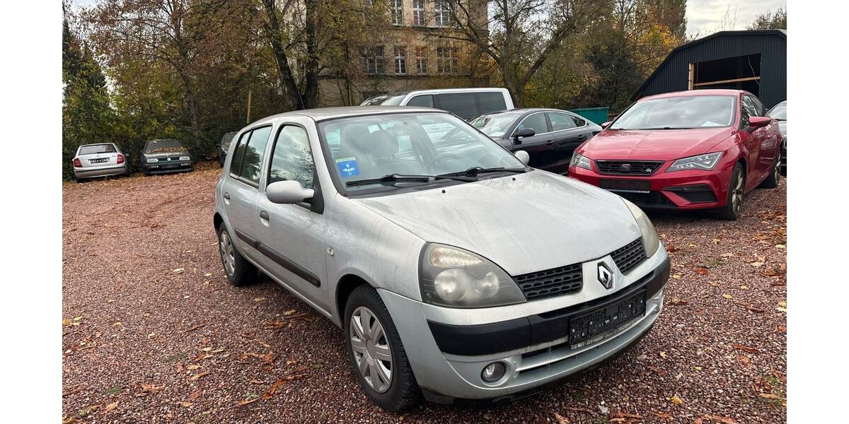 Renault Clio 87.000 km 2.000 &euro; Chemnitz 09120