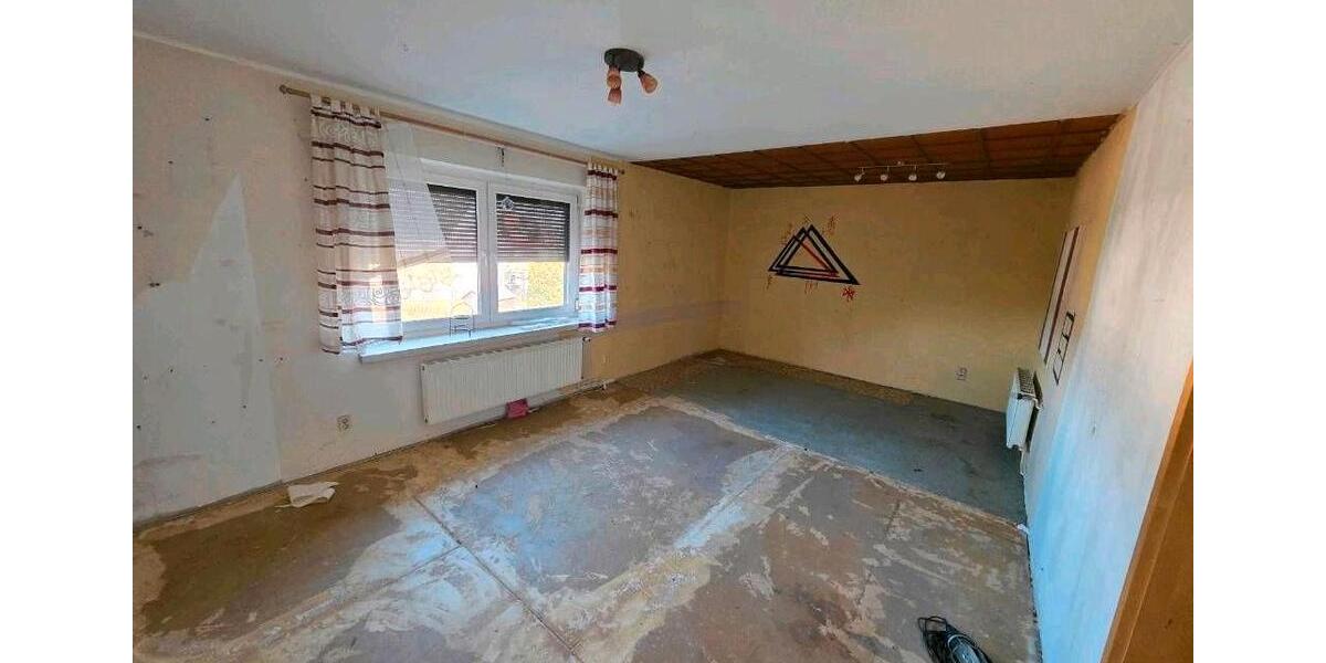 Einfamilienhaus Geringswalde - 7 Zimmer, 150 m&sup2;, 800&euro; | Angebot:26219850