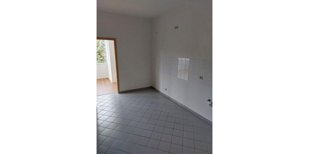 Etagenwohnung Chemnitz Altchemnitz - 2 Zimmer, 79 m&sup2;, 435&euro; | Angebot:26825622