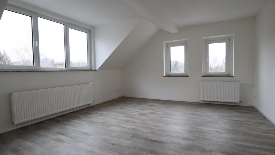 Mehrfamilienhaus, Gaststätte und Gewerbeobjekt in Chemnitz – Borna-Heinersdorf zimmer