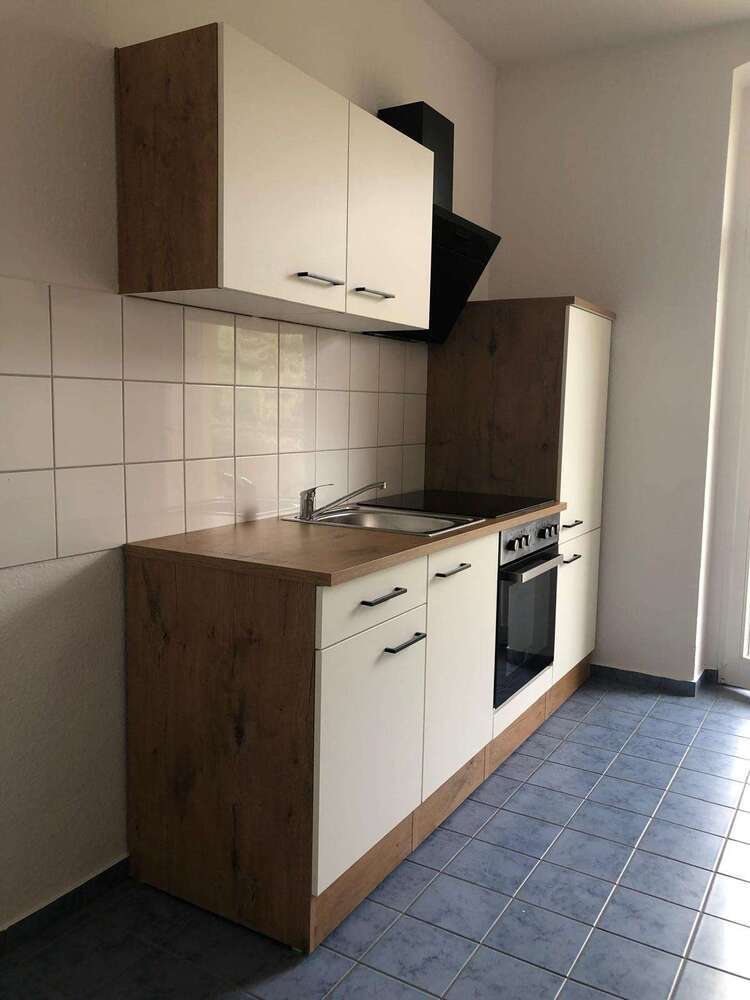 Wohnung zum Mieten in Chemnitz 328 € 58.53 m²