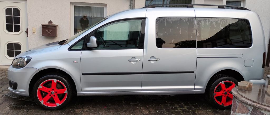 VW Caddy Maxi 297.200 km 8.499 &euro; Waldheim 04736