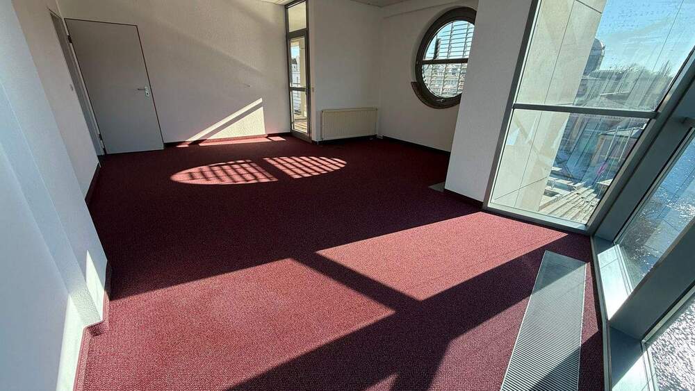 Gewerbeobjekt Chemnitz Zentrum - 1 Zimmer, 380 m&sup2;, 3.800&euro; | Angebot:25680088