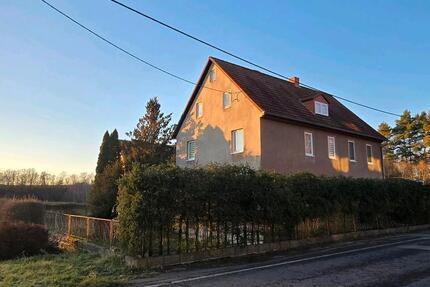 Einfamilienhaus mit grossem Grundstück, Nebengelass 7 zimmer