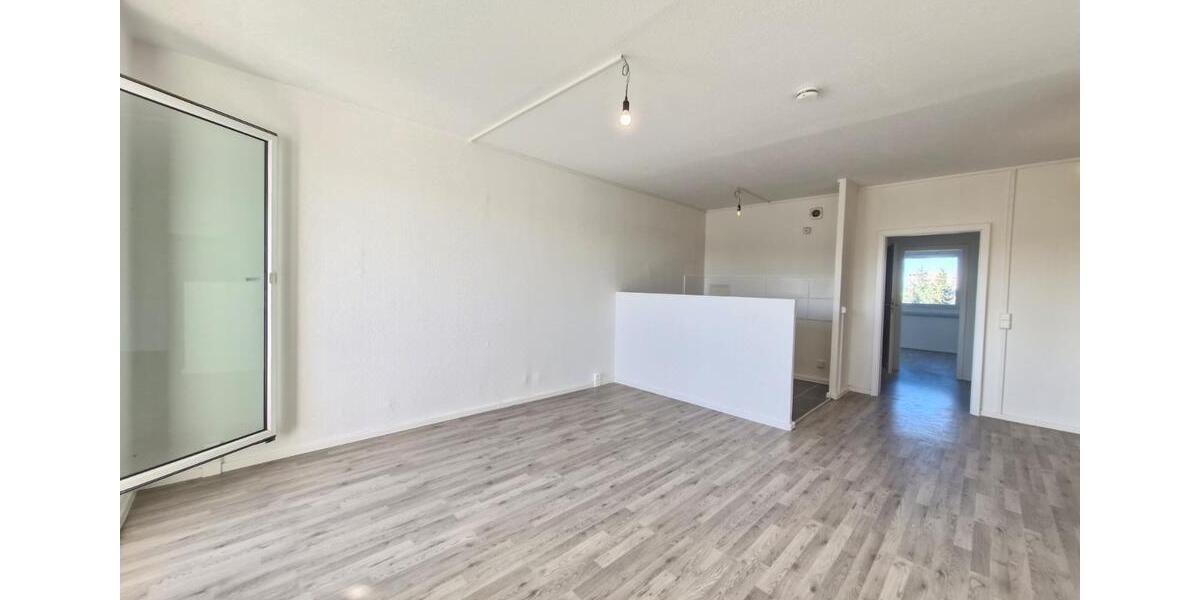 Etagenwohnung Chemnitz Markersdorf - 4 Zimmer, 69 m&sup2;, 317&euro; | Angebot:26088919