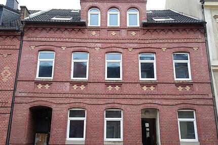 Renovierungsbedürftiges Haus in 09337 Hohenstein-Ernstthal 10 zimmer