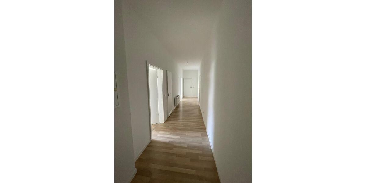 Nach Sanierung! 4 Zimmer im Erdgeschoss! Gasheizung mit Wärmepumpe! Mit Gartennutzung! 4 zimmer