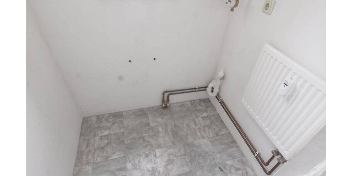 Etagenwohnung Chemnitz Ebersdorf - 2 Zimmer, 68 m&sup2;, 327&euro; | Angebot:26841581