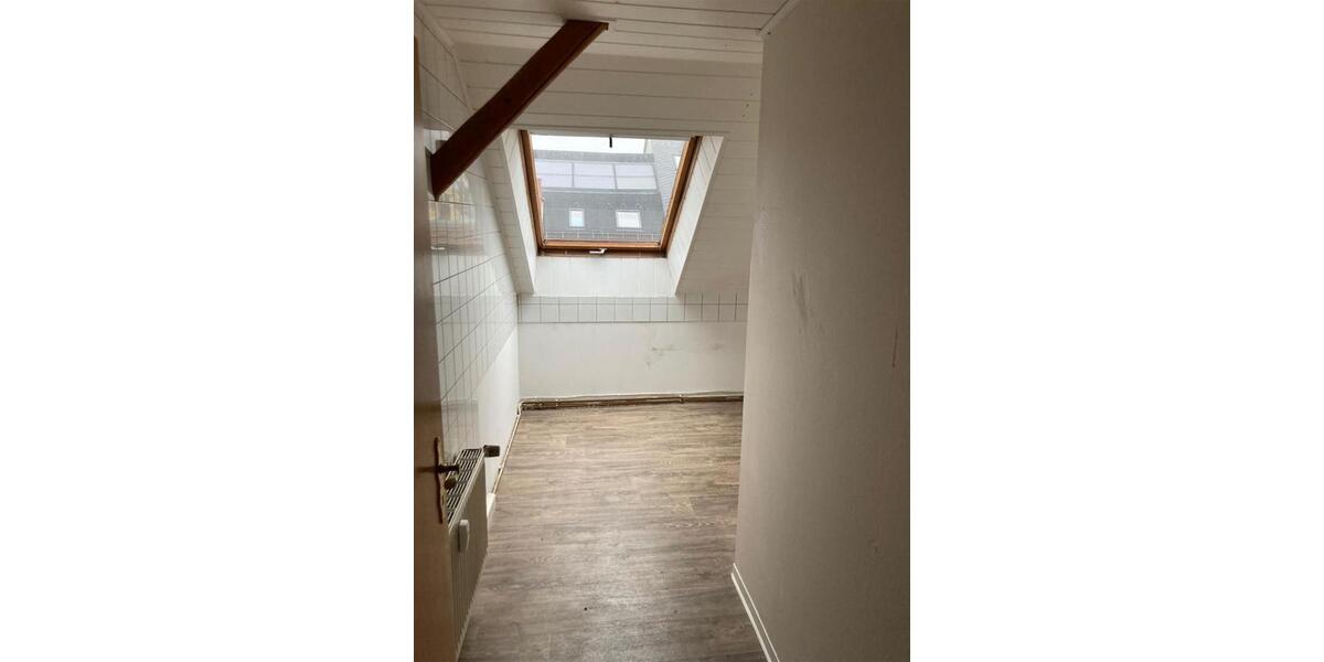 Maisonettenwohnung Chemnitz Altendorf - 4 Zimmer, 90 m&sup2;, 441&euro; | Angebot:25376889