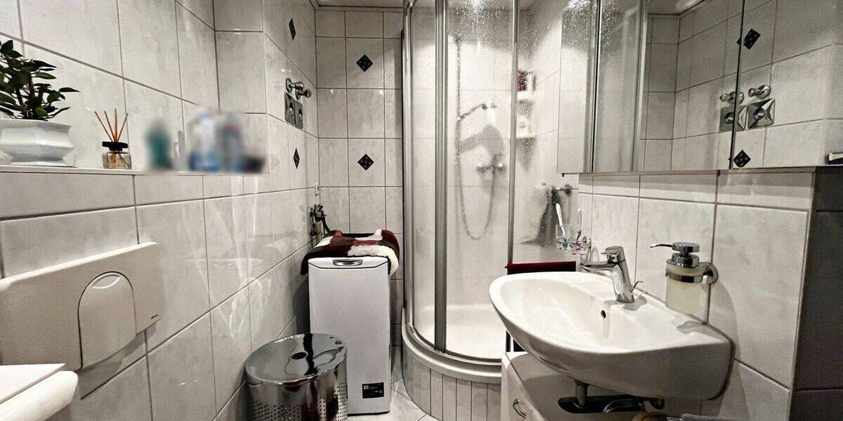 Etagenwohnung Chemnitz Altendorf - 2 Zimmer, 60 m&sup2;, 75.000&euro; | Angebot:26245555