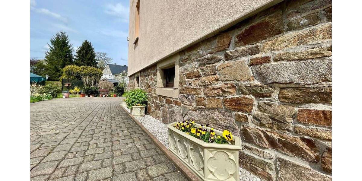 Mehrfamilienhaus, Wohnhaus Oederan Breitenau - 8 Zimmer, 220 m&sup2;, 375.000&euro; | Angebot:25732527