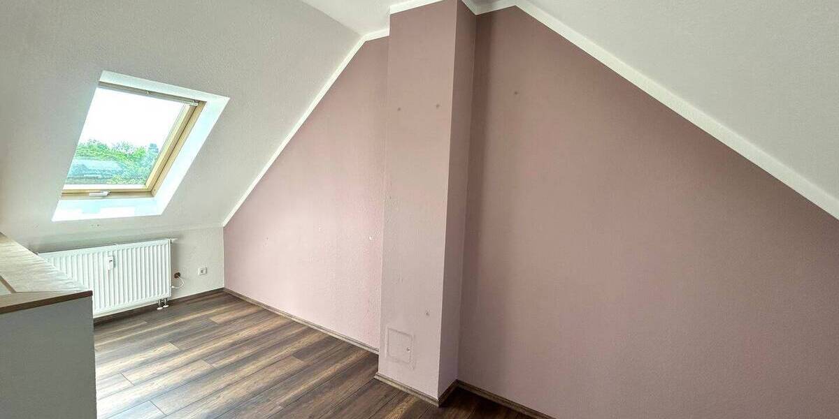 Etagenwohnung Chemnitz Bernsdorf - 3 Zimmer, 84 m&sup2;, 520&euro; | Angebot:26929820