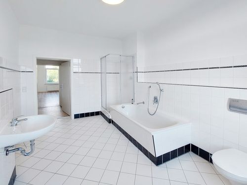 Etagenwohnung Chemnitz Kapellenberg - 2 Zimmer, 75 m&sup2;, 415&euro; | Angebot:26040153