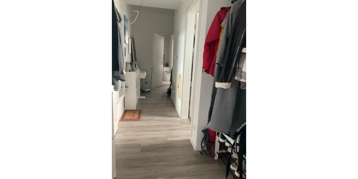 Etagenwohnung Chemnitz Kapellenberg - 3 Zimmer, 83 m&sup2;, 830&euro; | Angebot:26297242