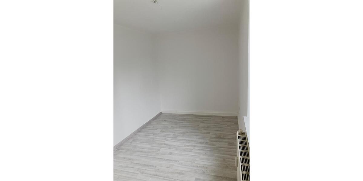 Etagenwohnung Niederwürschnitz - 3 Zimmer, 66 m&sup2;, 350&euro; | Angebot:26132617