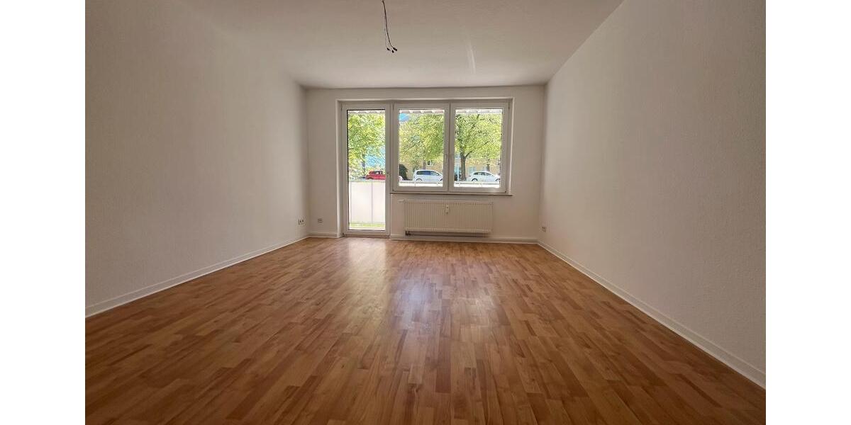 Erdgeschoßwohnung Chemnitz Adelsberg - 3 Zimmer, 61 m&sup2;, 320&euro; | Angebot:26425652