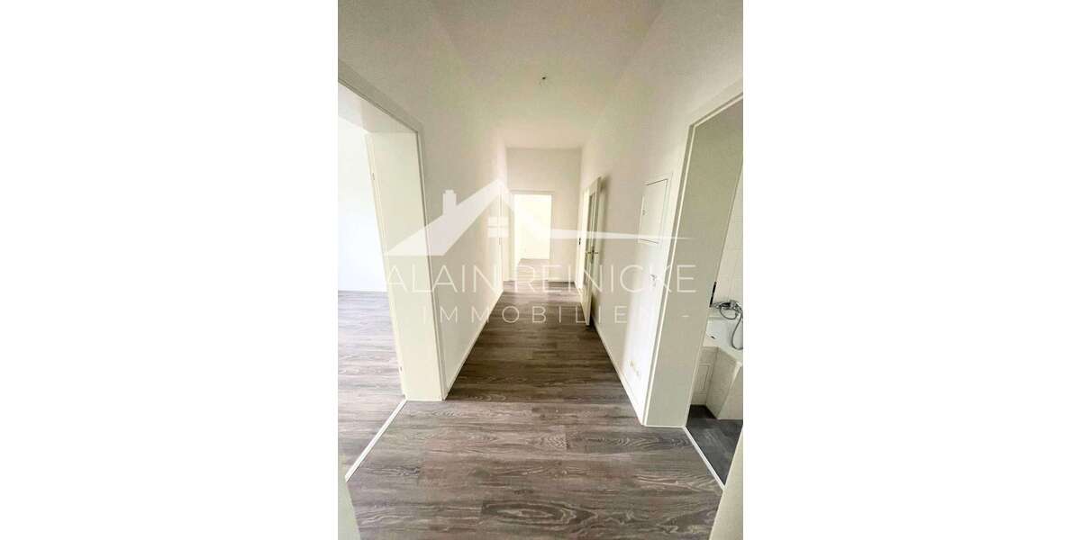 3 RW mit EBK, Dachkammer & Keller - Etagenwohnung Chemnitz Helbersdorf | Angebot:26129478