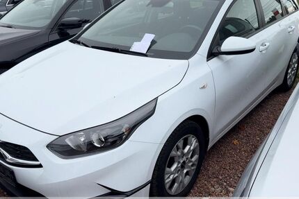 Kia ceed Sportswagon 54.900 km 14.499 &euro; Oberlungwitz 09353