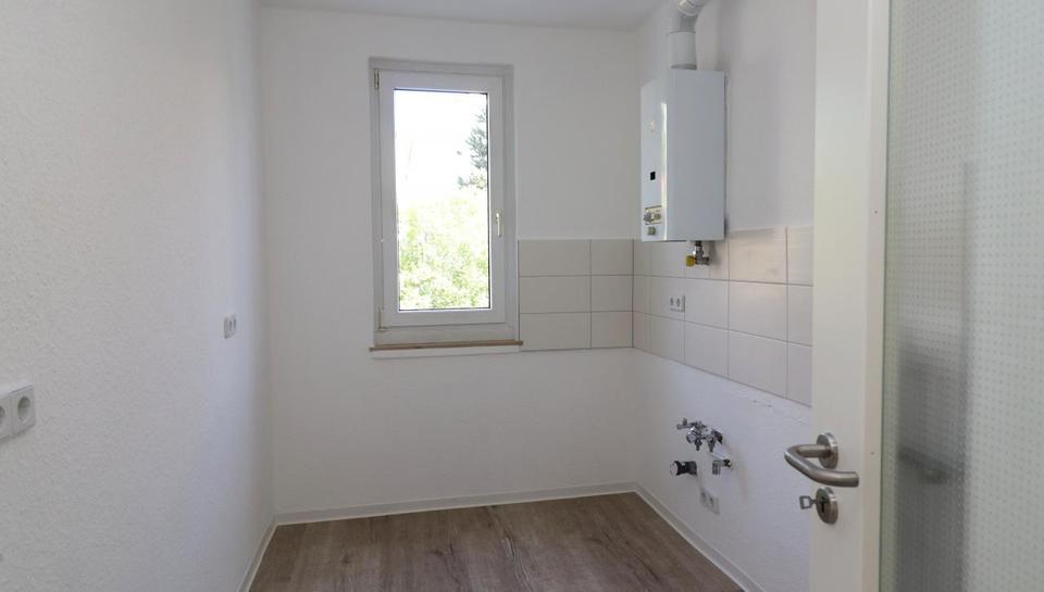 Etagenwohnung Chemnitz Kapellenberg - 3 Zimmer, 58 m&sup2;, 348&euro; | Angebot:26561125
