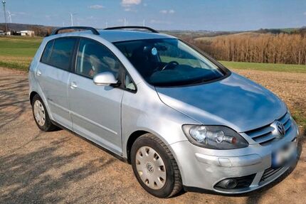 VW Golf Plus 110.500 km 3.750 &euro; Hartenstein 08118