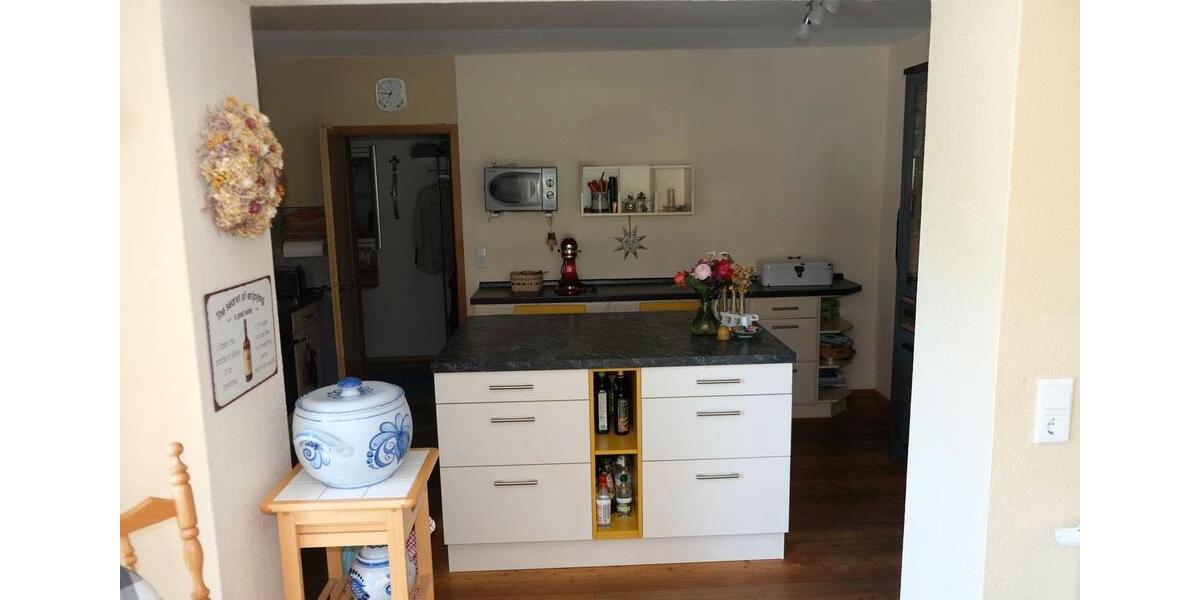 Einfamilienhaus Claußnitz - 8 Zimmer, 242 m&sup2;, 370.000&euro; | Angebot:24216218