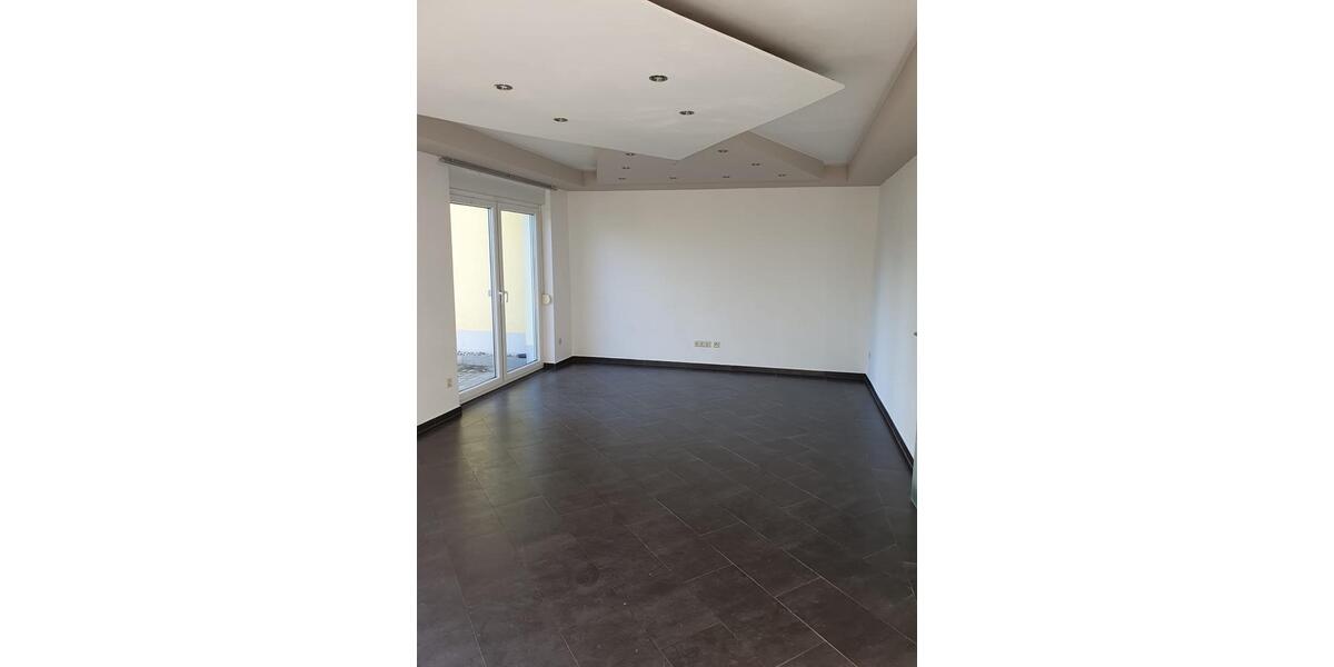 Doppelhaushälfte Großschirma - 4 Zimmer, 100 m&sup2;, 1.200&euro; | Angebot:26201498