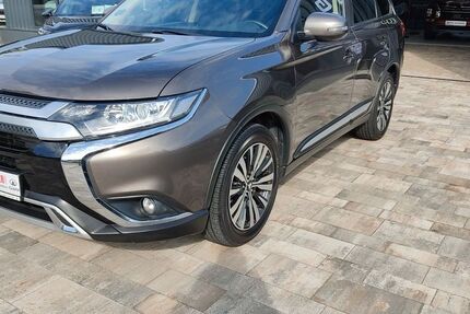 Mitsubishi Outlander 73.000 km 17.990 &euro; Chemnitz 09116