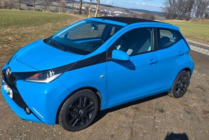 Toyota Aygo (X) 115.630 km 6.500 &euro; Zwönitz 08297