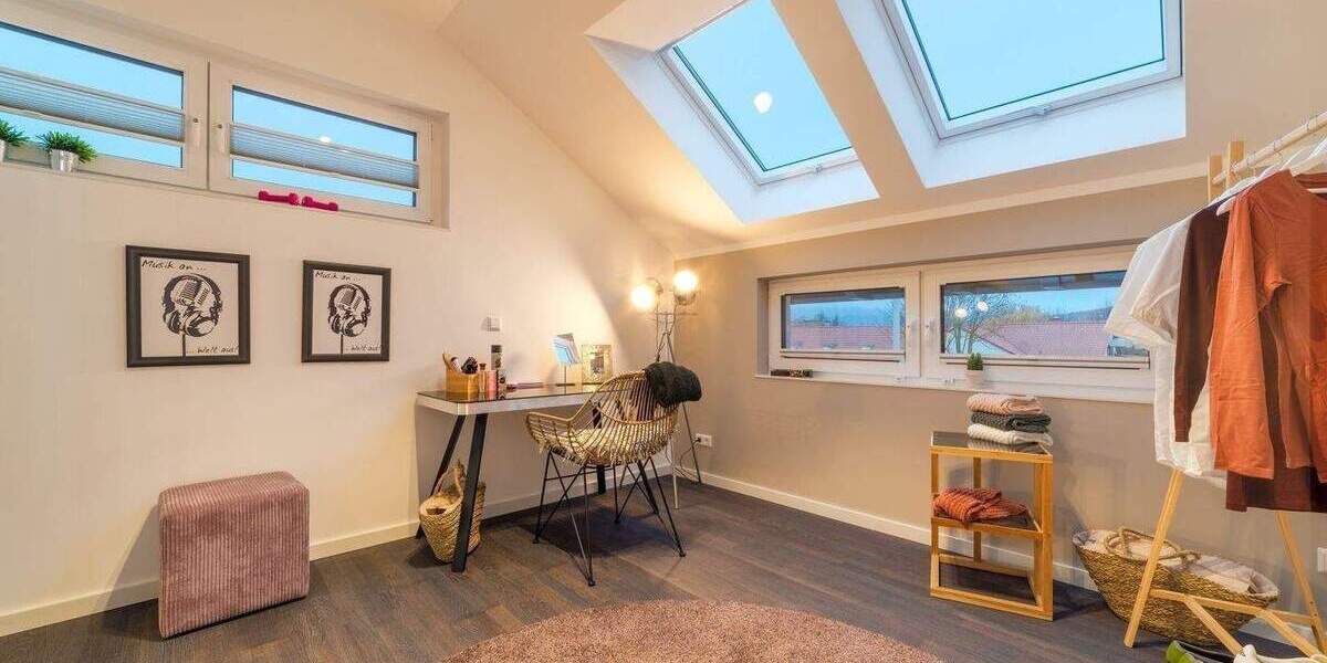 Einfamilienhaus Stollberg/Erzgeb Stollberg - 6 Zimmer, 181 m&sup2;, 284.619&euro; | Angebot:25863527