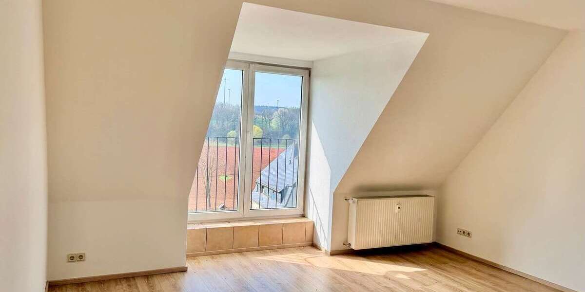 Etagenwohnung Bernsdorf - 2 Zimmer, 52 m&sup2;, 319&euro; | Angebot:26870865
