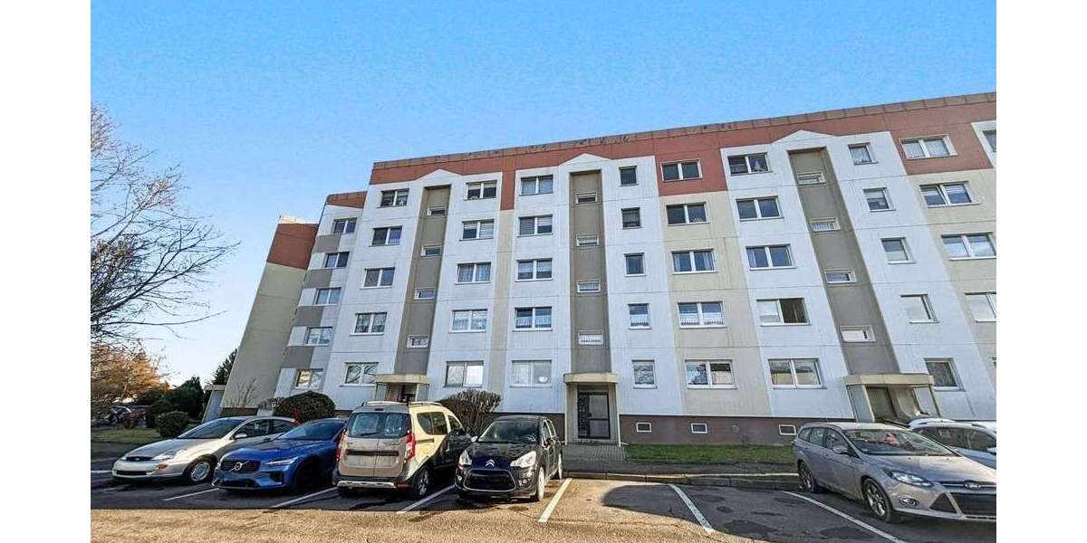 Wohnung zum Kaufen in Limbach-Oberfrohna 69.000 € 76.45 m² 3 zimmer