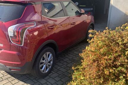 SsangYong Tivoli 28.400 km 13.000 &euro; Jahnsdorf 09387