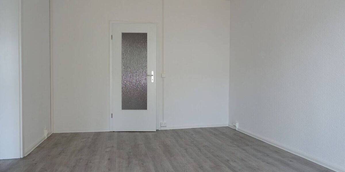 Etagenwohnung Chemnitz Kapellenberg - 2 Zimmer, 48 m&sup2;, 260&euro; | Angebot:26916697