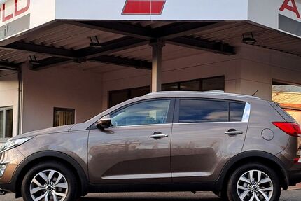 Kia Sportage 120.800 km 10.990 € Chemnitz 09130