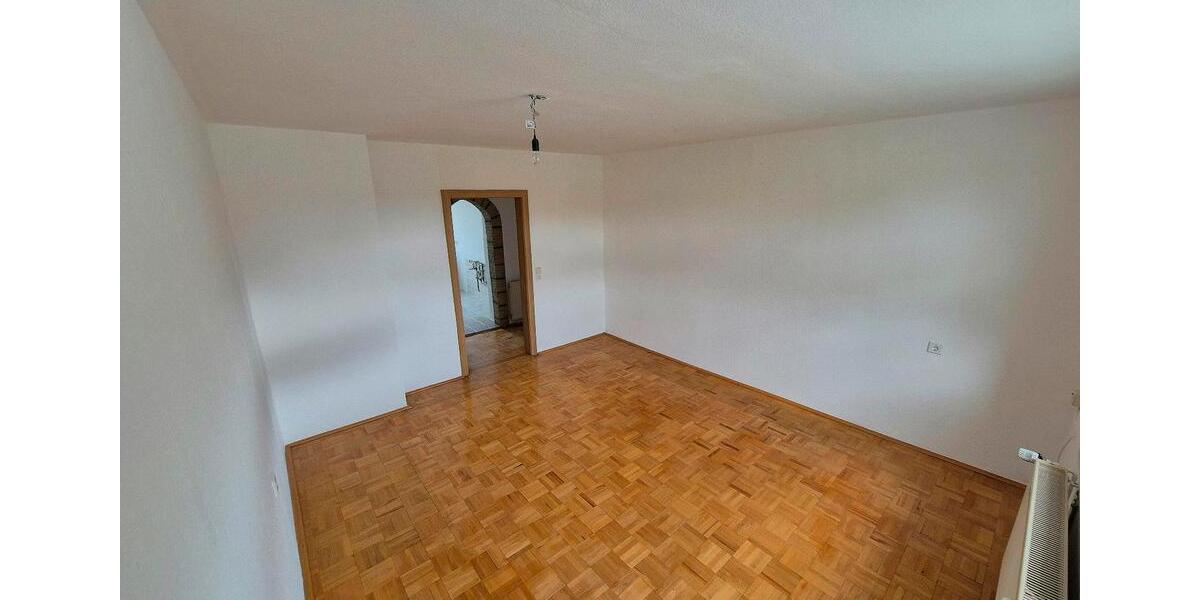 Etagenwohnung Gersdorf - 3 Zimmer, 58 m&sup2;, 48.000&euro; | Angebot:26738154