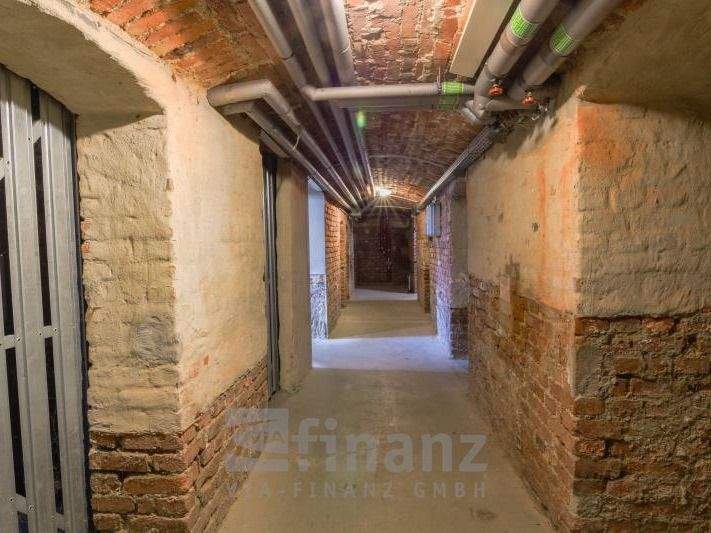 Etagenwohnung Chemnitz Altendorf - 2 Zimmer, 81 m&sup2;, 125.000&euro; | Angebot:25746536