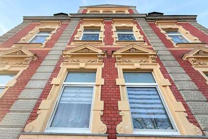 Haus zum Kaufen in StollbergErzgeb. 299.500 € 245 m² 10 zimmer