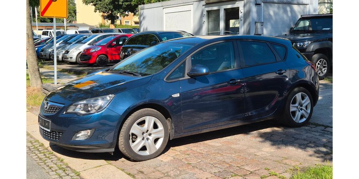 Opel Astra 141.500 km 3.400 &euro; Chemnitz 09120