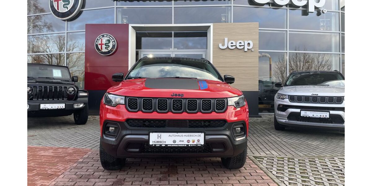 Jeep Compass 19.700 km 39.900 &euro; Chemnitz 09130