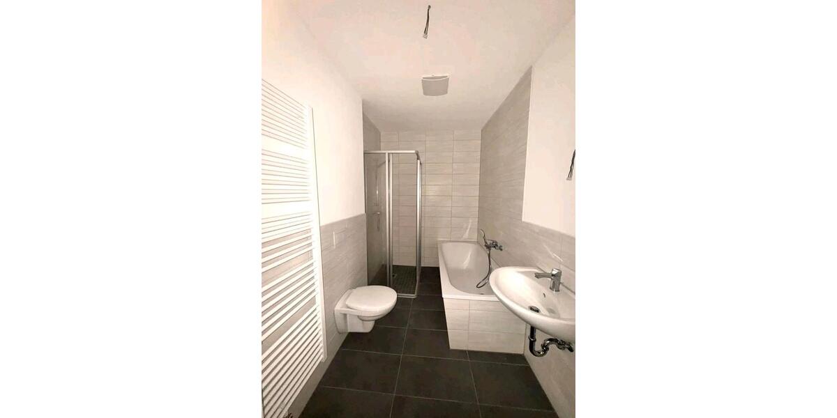 Etagenwohnung Chemnitz Kapellenberg - 1 Zimmer, 53 m&sup2;, 340&euro; | Angebot:26597860