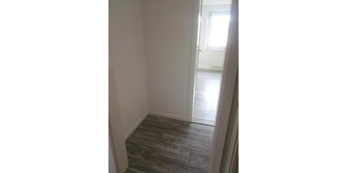 Etagenwohnung Drebach - 5 Zimmer, 105 m&sup2;, 580&euro; | Angebot:26267942