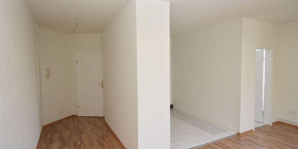 Etagenwohnung Chemnitz Altchemnitz - 2 Zimmer, 60 m&sup2;, 240&euro; | Angebot:26930122