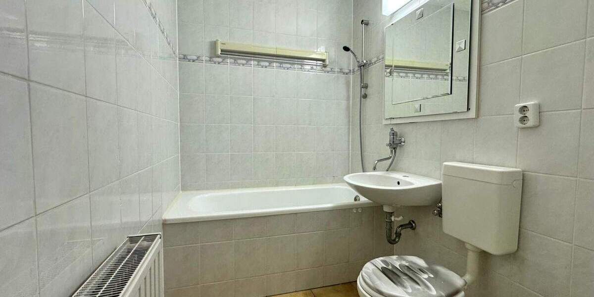 Etagenwohnung Chemnitz Markersdorf - 2 Zimmer, 55 m&sup2;, 275&euro; | Angebot:25864321